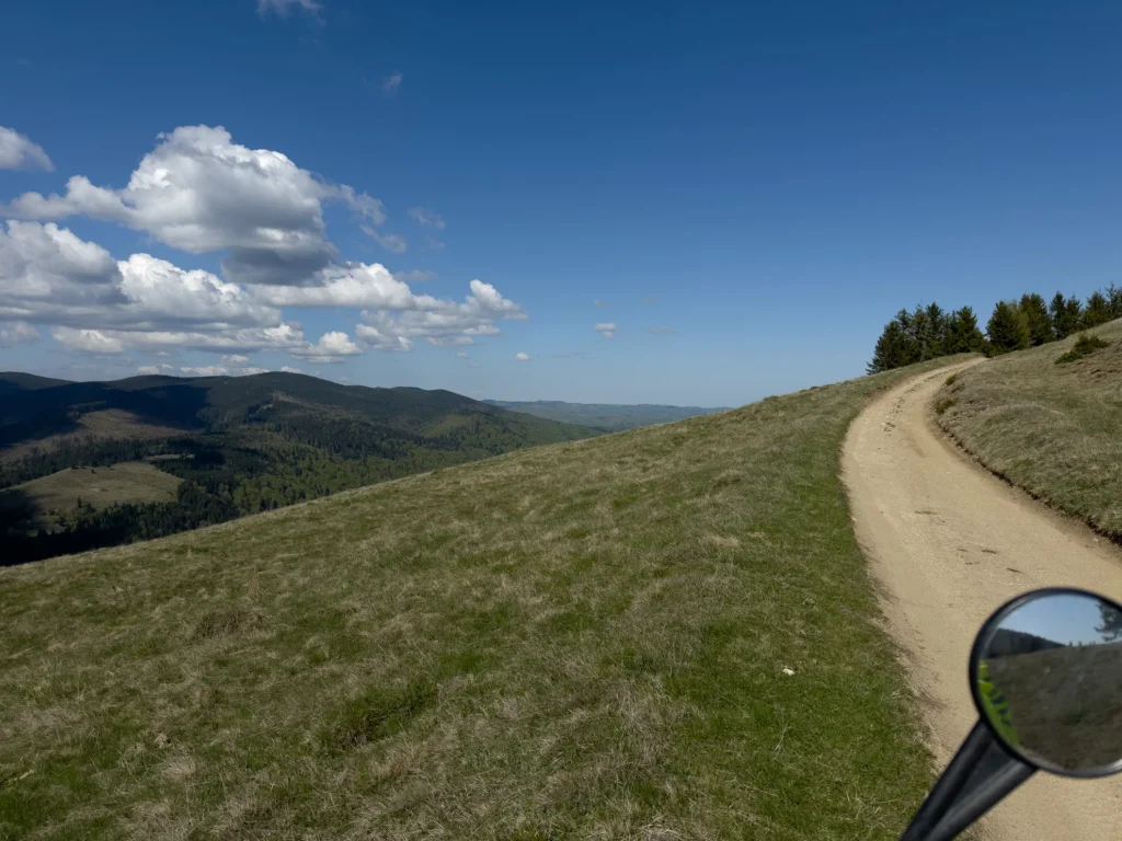 ~220 km | ~40% offroad | Peisaje de vis & langoș cu afine 6 IMG 4493 1